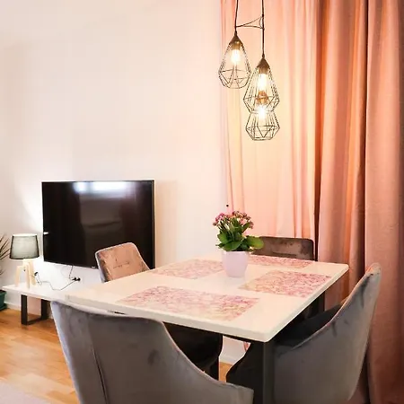 Apartment Cherry *